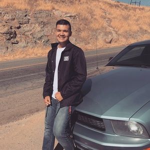 Meet your Posher, Ryan